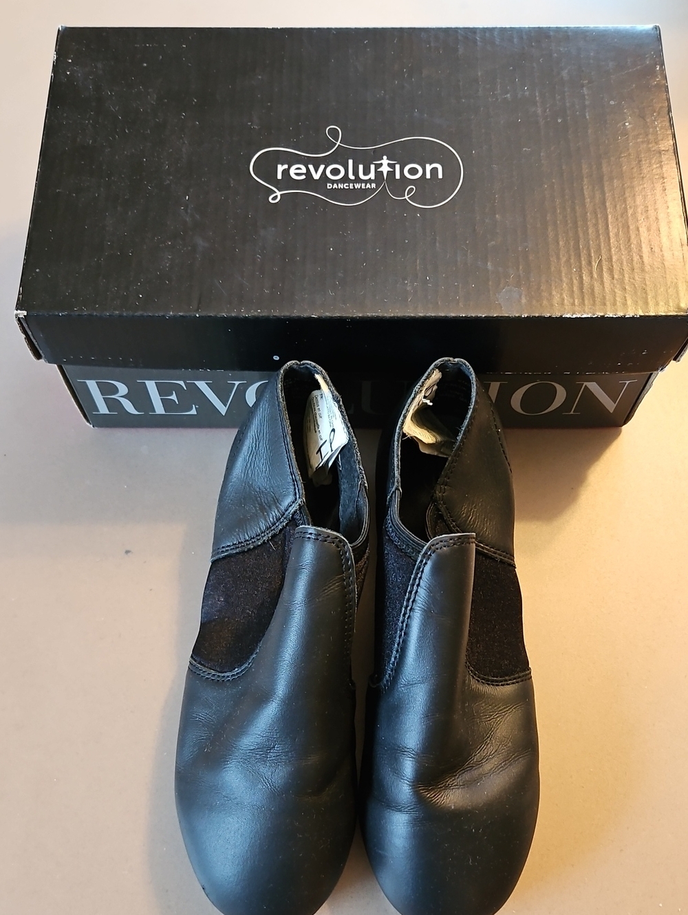 Girls Revolution Split Sole Tap Shoes, Black, Size 5.5, Dance Shoes, Tap Shoes